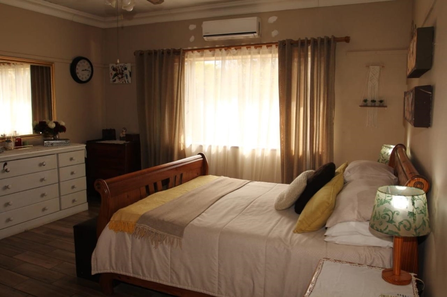 5 Bedroom Property for Sale in Stilfontein Ext 4 North West